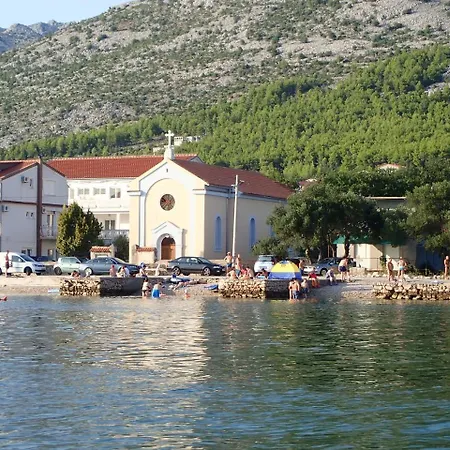 Kika Starigrad Paklenica