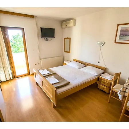 Apartament Kika Starigrad Paklenica
